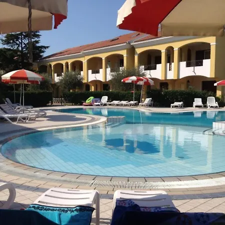 דירה Newly Built With Shared Pool In